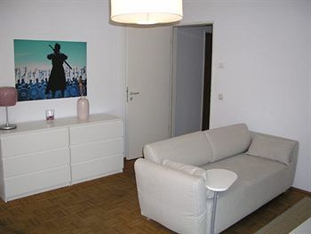 Sight - Government District 4* Berlijn